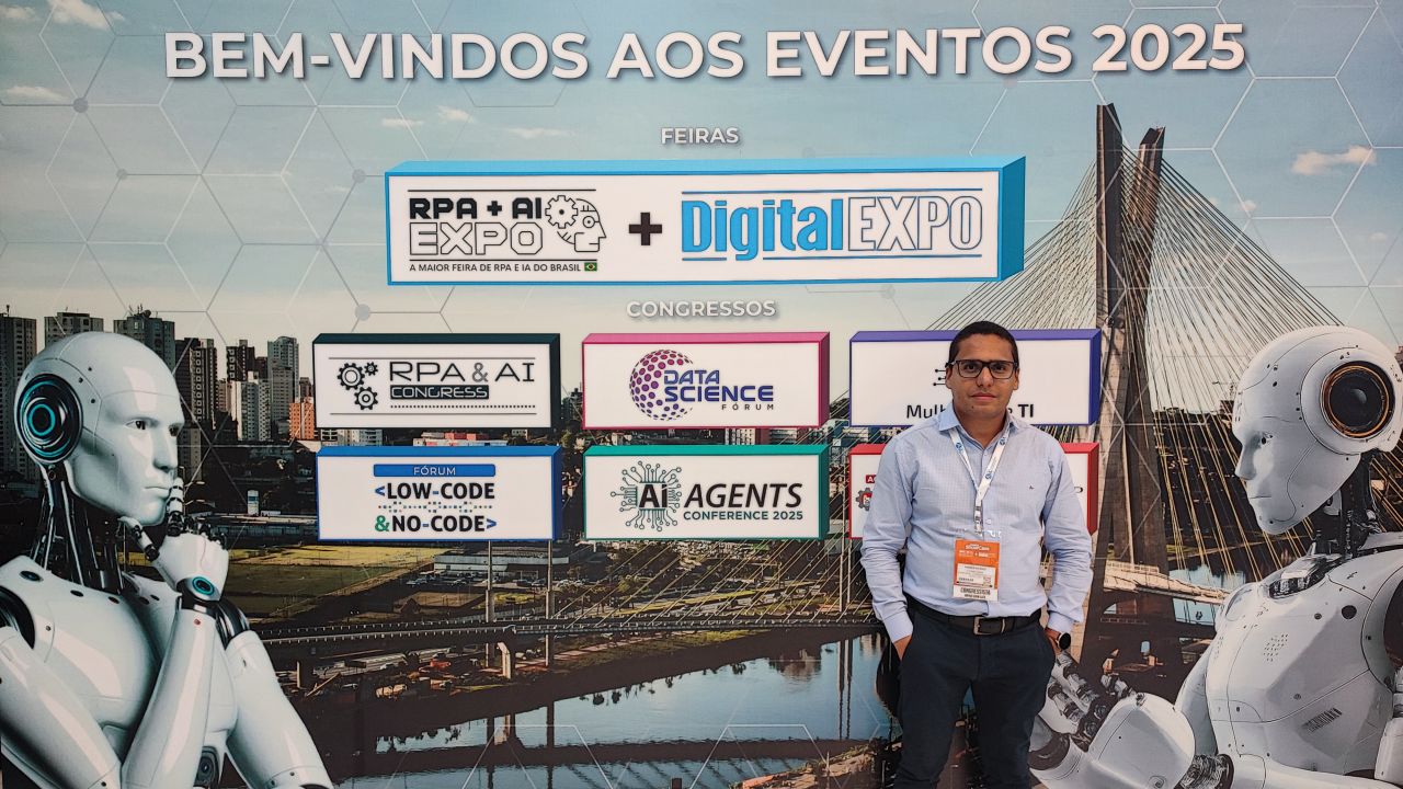 Desenvolvimento de software, sistemas e aplicativos conduzido pela Cooper IA